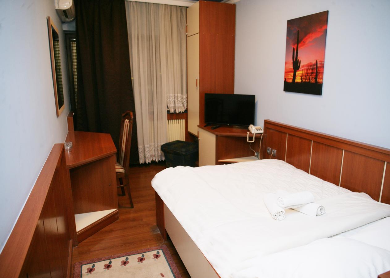 Motel Nana Banja Luka Kültér fotó